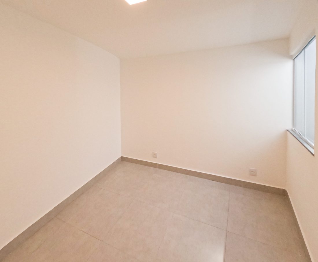 Quarto entregue, sem mobília
